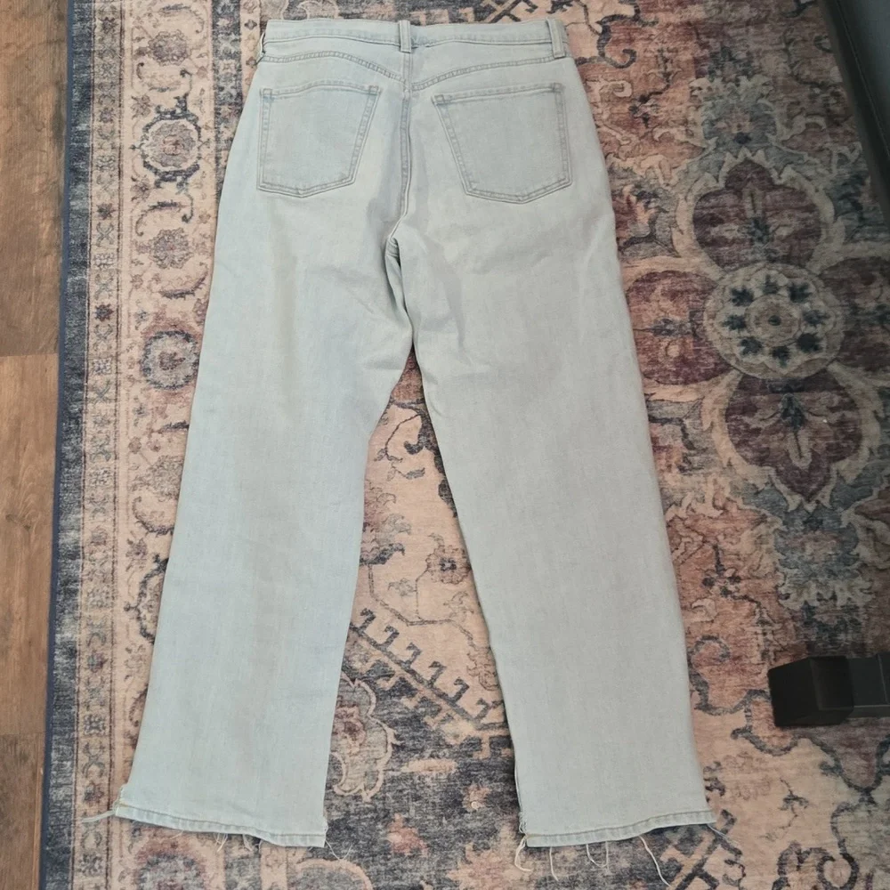 Light Wash Jeans - Picture 3 of 4